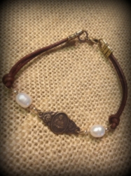 sacred-heart-link-bracelet